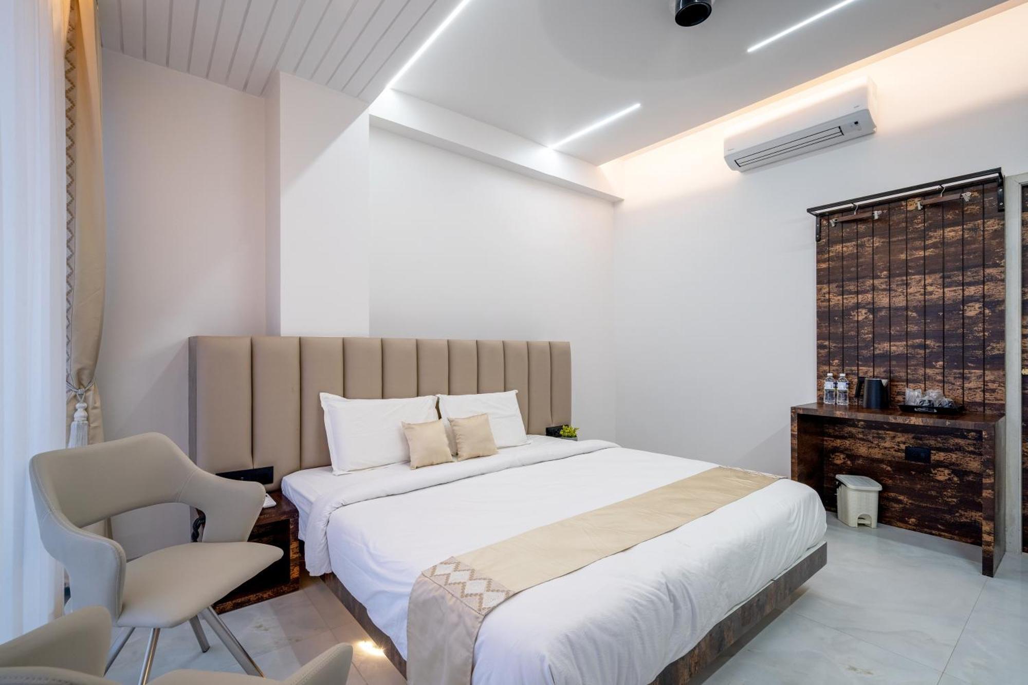 Tuljapur Hotel Darshan Executive מראה חיצוני תמונה
